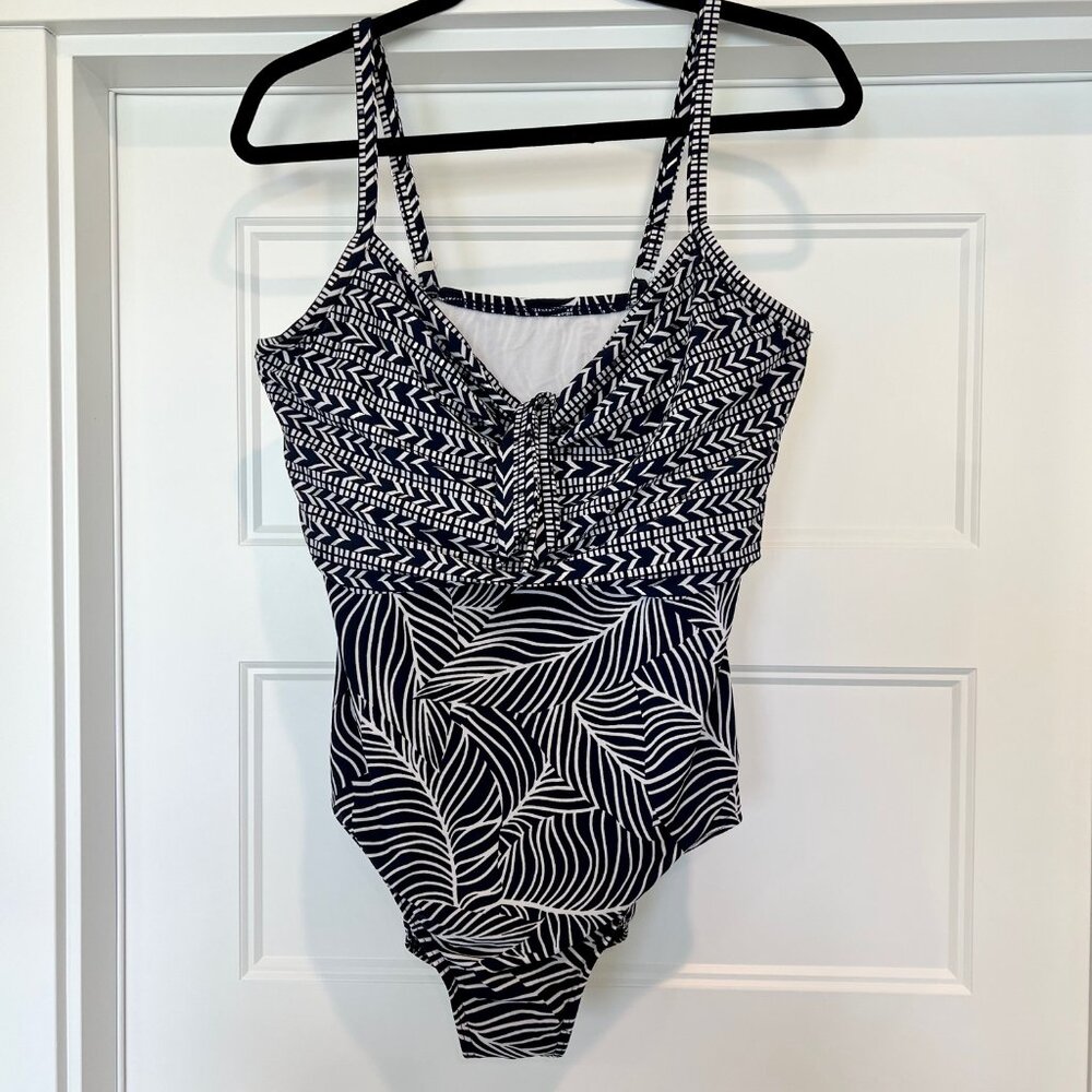 Miraclesuit Siera Lush Lanai Pin-Up One Piece Swimsuit Navy White Silver Size 16 - Picture 4 of 10